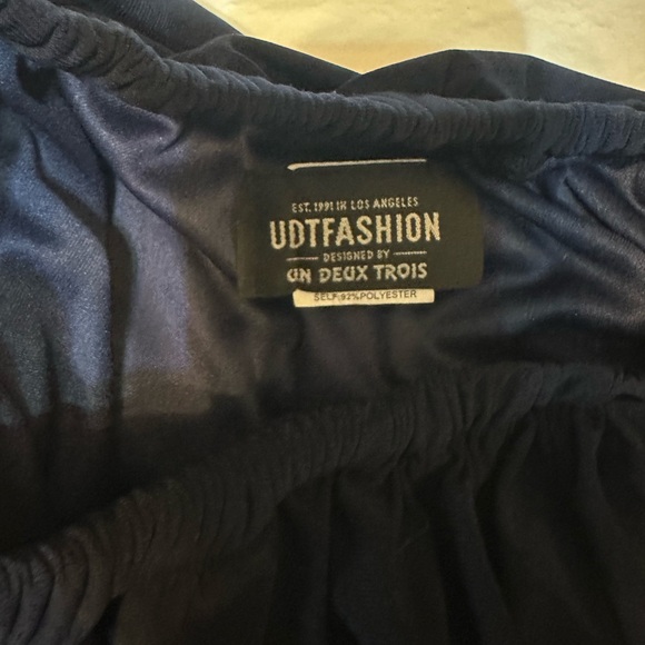 Girl’s dress sz. 6-7 yrs old. - Picture 4 of 6